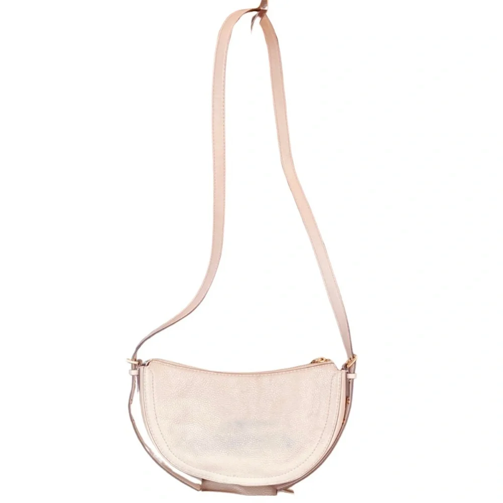 MICHAEL KORS Camden Medium Powder Blush Pebbled Leather Messenger Bag, EUC